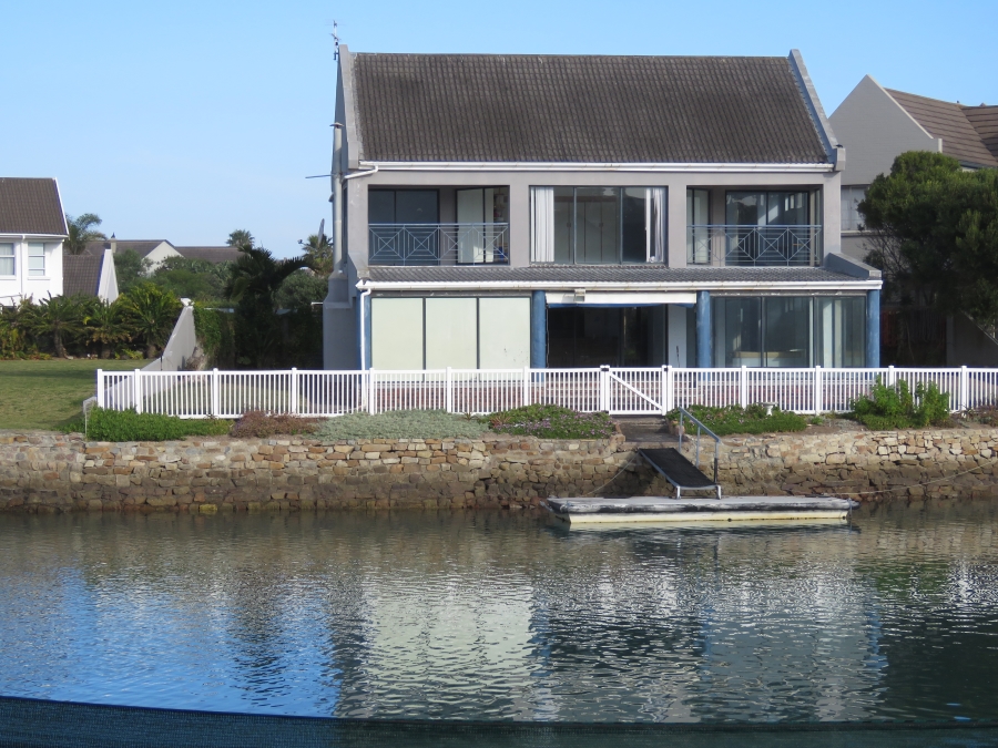 4 Bedroom Property for Sale in Royal Alfred Marina Eastern Cape